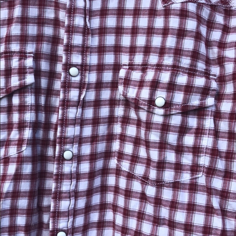 Express button down - Picture 2 of 6